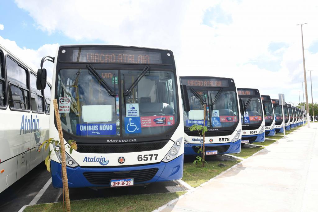 População aprova entrega dos 20 novos ônibus para o sistema de transporte público - SMTT Aracaju